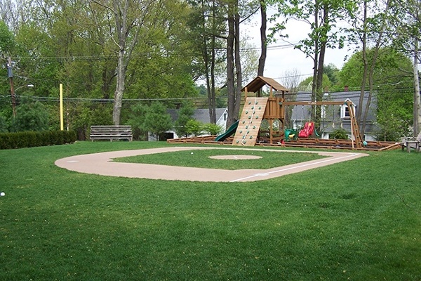12_Outdoor-Play-Space-Baseball