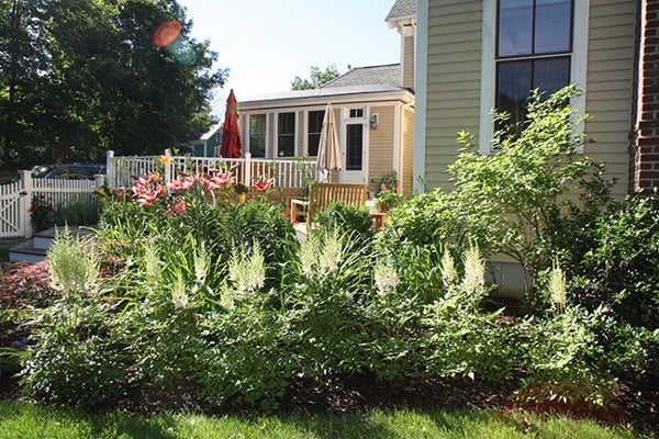 10-Residential-Landscape-Ideas