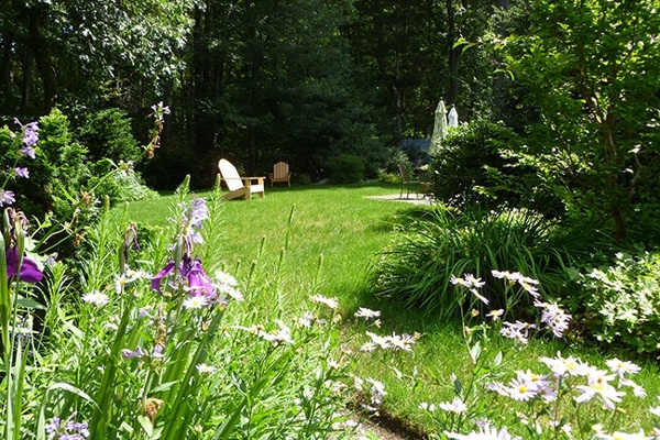 16-Residential-Landscape-Ideas