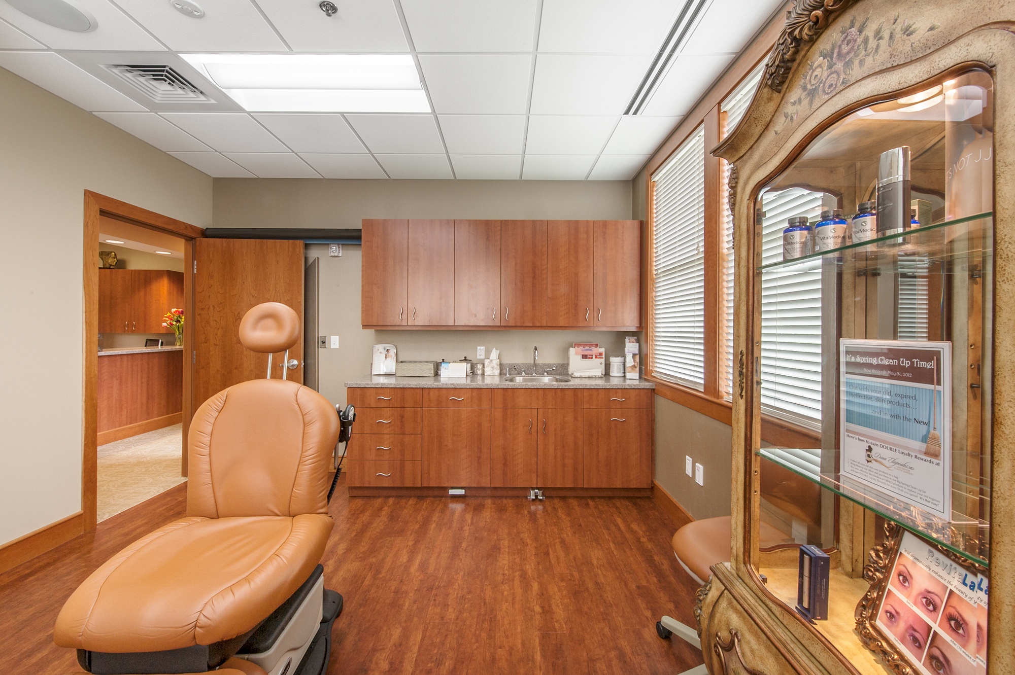 Healthcare Design Center for Plastic Surgery Maugel Architects