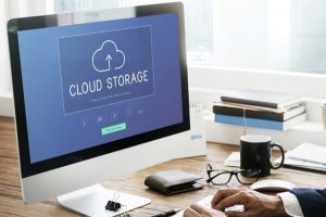 Computer screen with cloud storage icon | Varay, El Paso