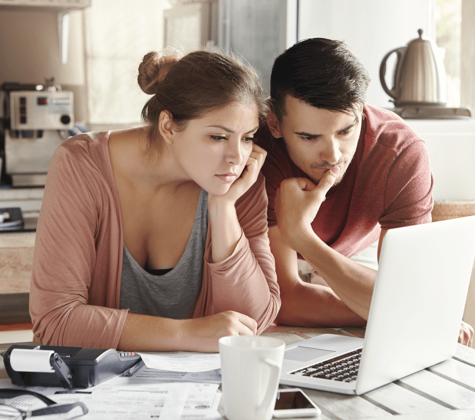 Pros and Cons of a Larger Down Payment Couple Image