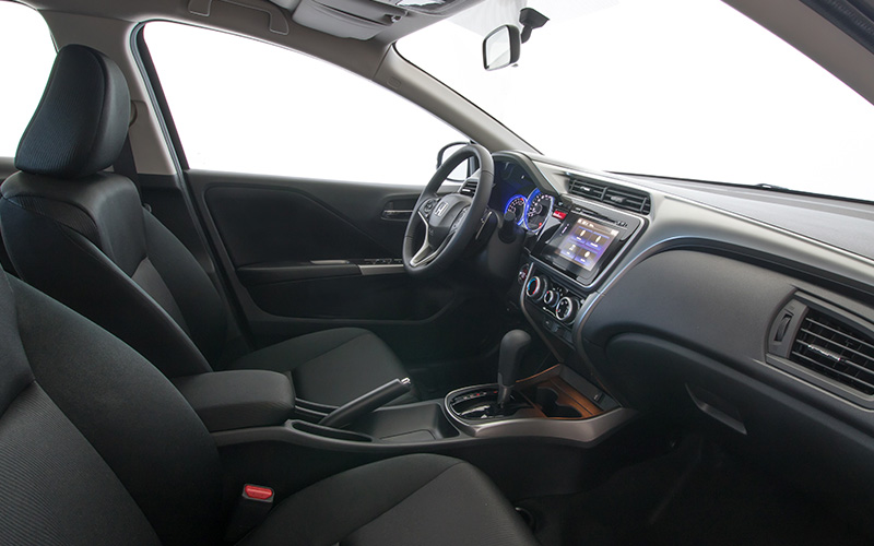 Compra un SEDÁN HONDA CITY nuevo en línea  CrediAuto en Línea 