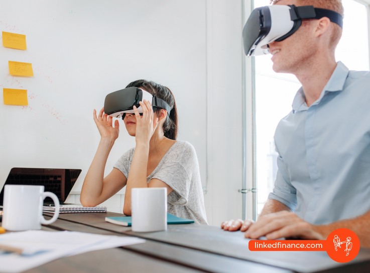 Virtual Reality.jpg