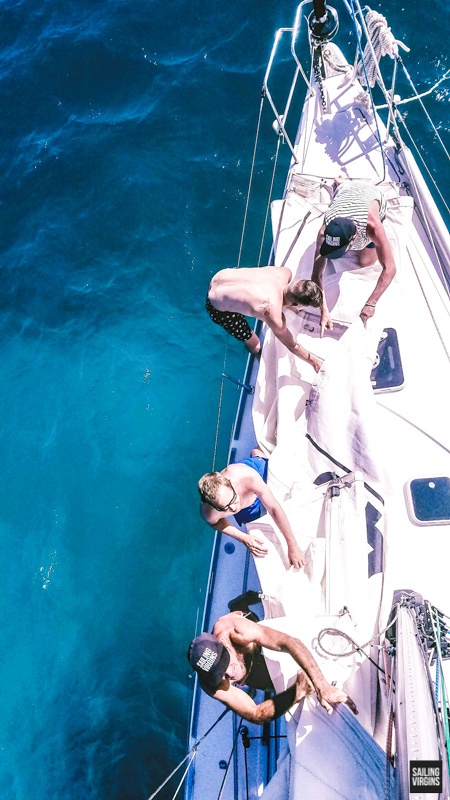 island-adventure-removing the main sail libertas