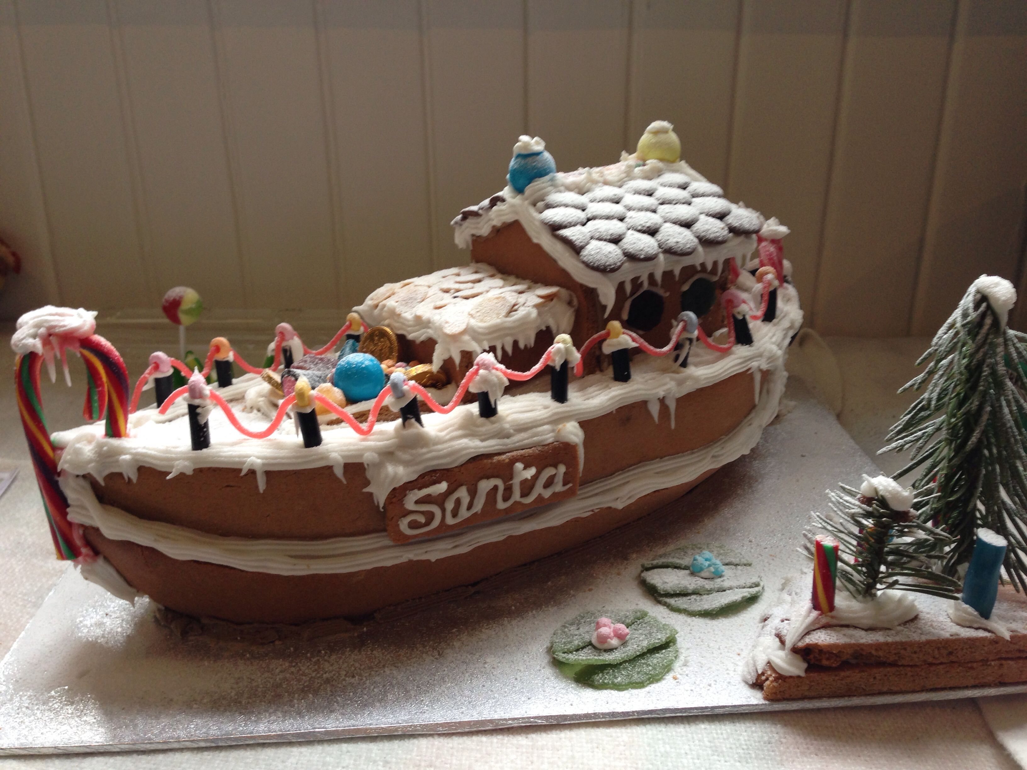 Gingerbread boat 2