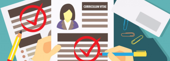 Profesionistas bilingües = puestos directivos