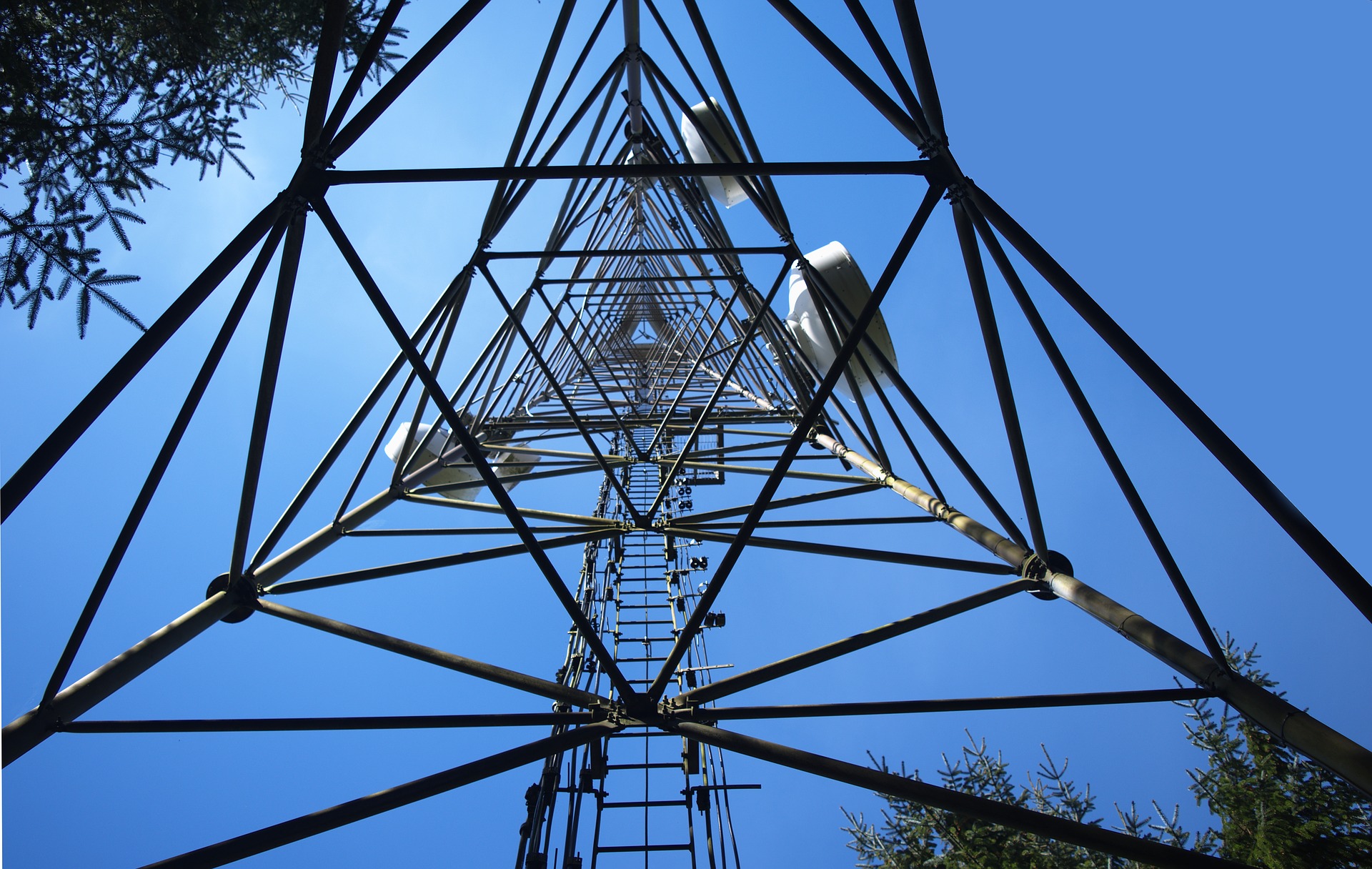 How to Find Your Nearest Cell Tower Location | WilsonPro