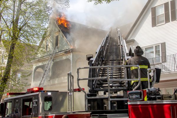 https://cdn2.hubspot.net/hubfs/1973249/house%20fire.jpg