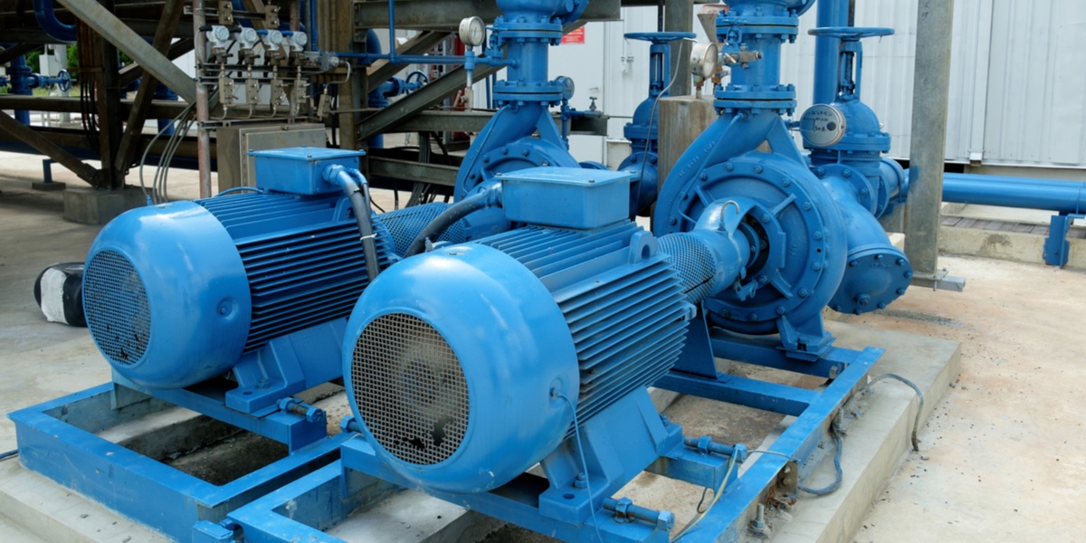 Main Types of Pumps: Centrifugal and Displacement