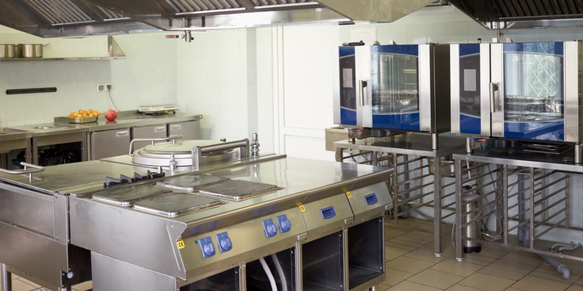 3 Common Problems With Commercial Kitchen Drainage Systems - Mechline