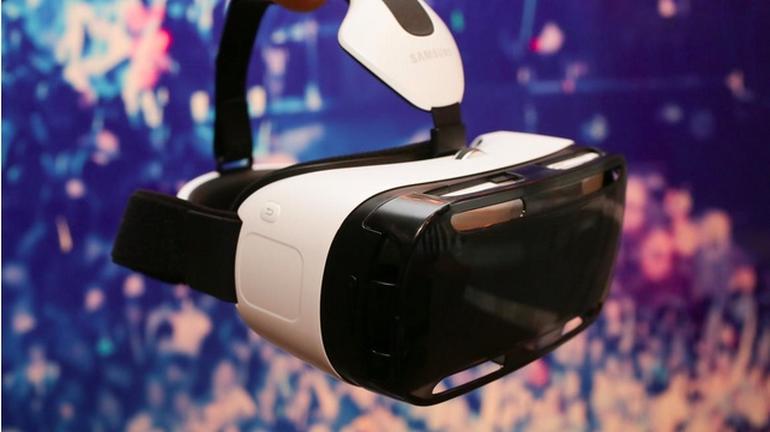 Virtual Reality and its challenges in the market