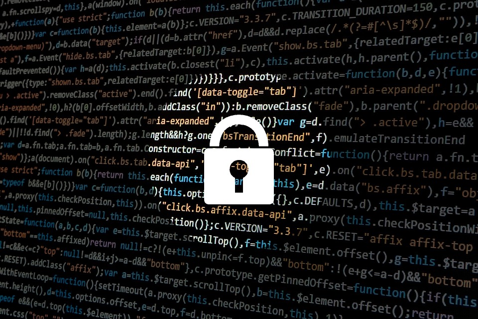 hacker-1944688_960_720