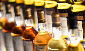 АКИТ предлагает разрешить онлайн-продажу алкоголя только производителям и оптовикам