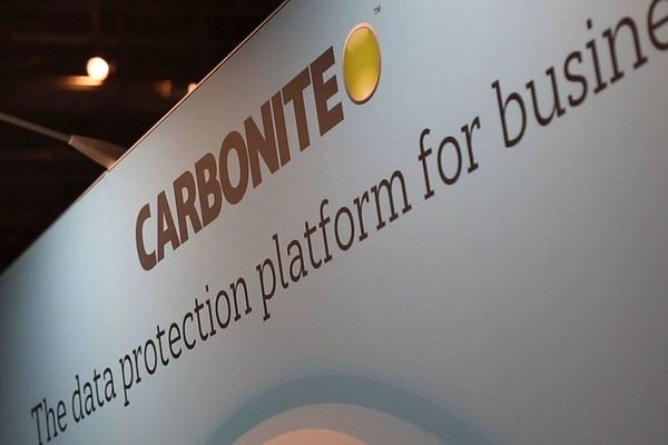 Carbonite приобретает Webroot