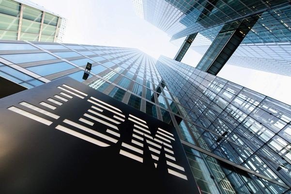 IBM отчиталась о годовой прибыли, превышающей ожидания аналитиков