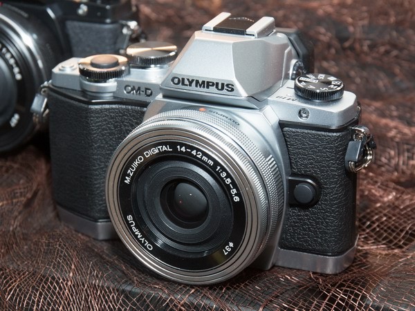 Olympus свернет производство цифровых фотоаппаратов