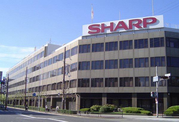 Sharp готовится выйти на рынок серверов под брендом Dynabook