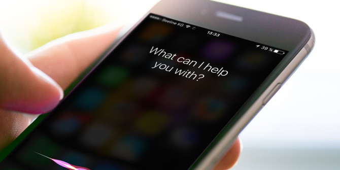 Apple временно прекращает прослушку пользователей Siri