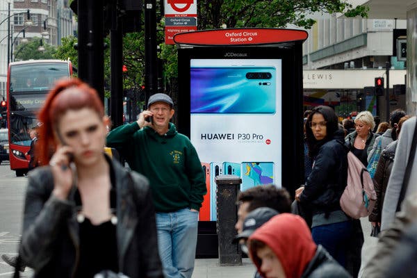 США: Великобритании не следовало допускать Huawei к строительству сетей 5G