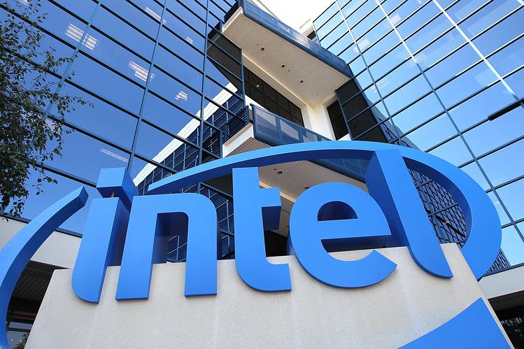 Intel уволила исполнительного директора