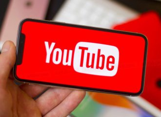 Google проигнорировала требование Роскомнадзора удалить видео с оскорблением российских госсимволов