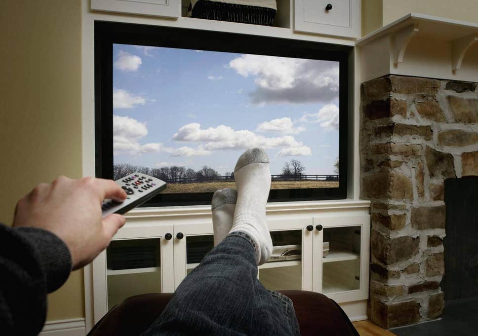 Абонбаза традиционного платного ТВ слегка растёт в США и падает в Европе