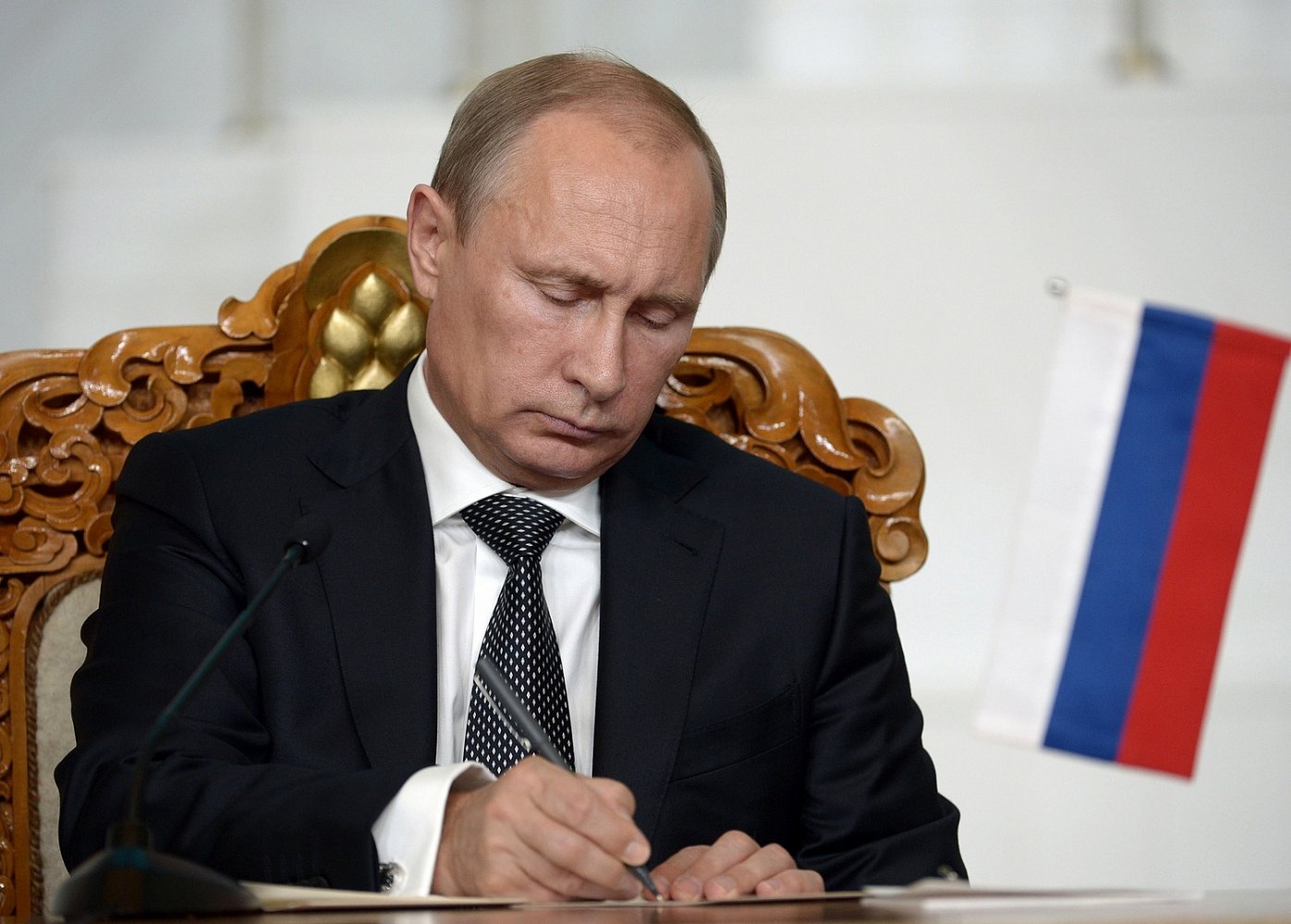 Владимир Путин создал новое управление по IT и связи