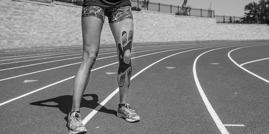Runner's Knee | Mueller Kinesiology Tape