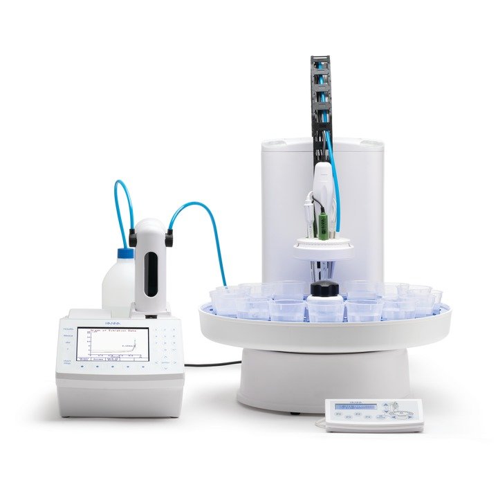 HI922 Autosampler paired with HI932 Titrator