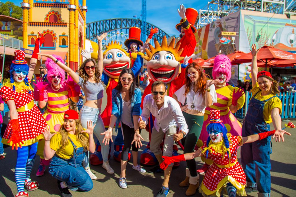 Luna Park characters