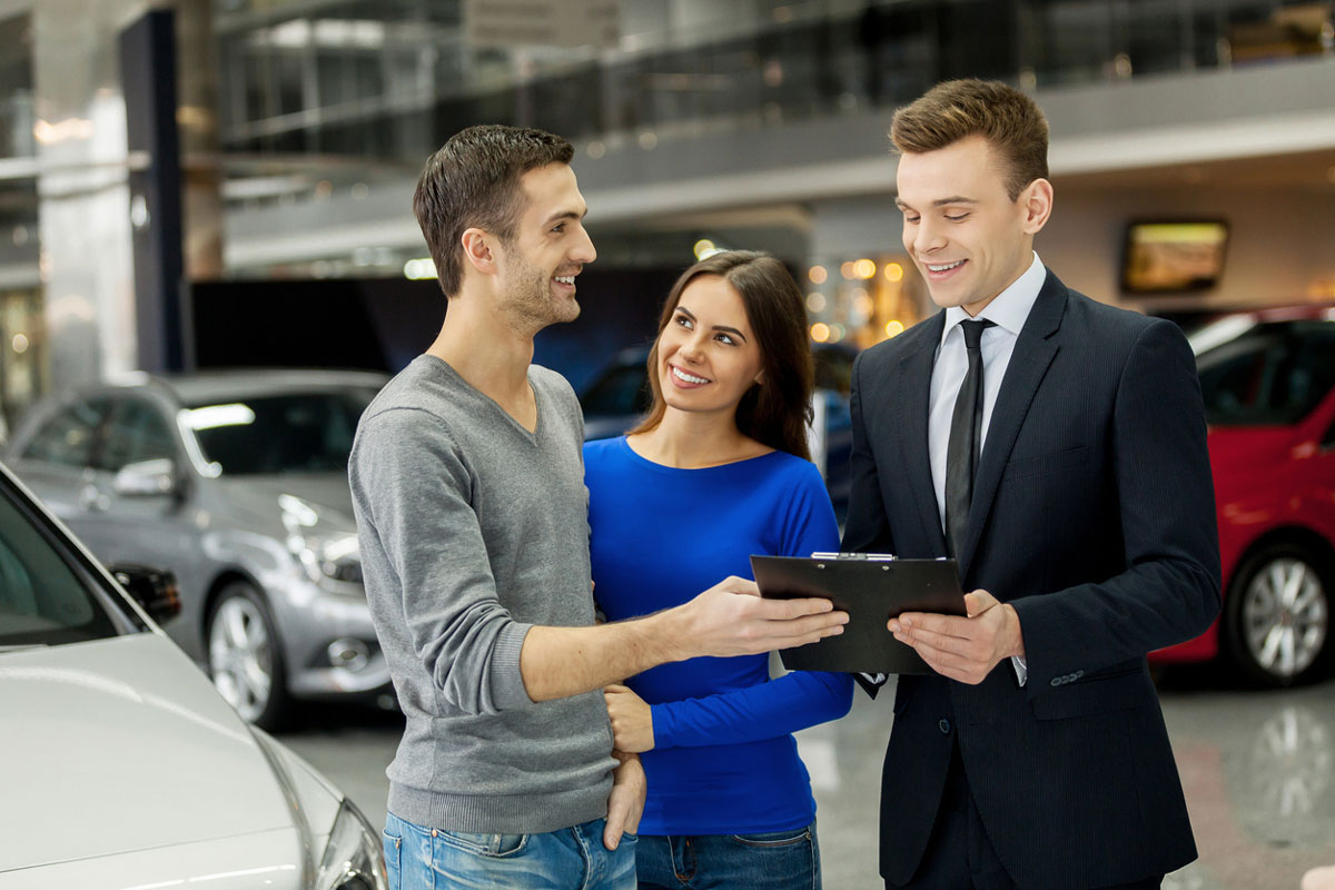 What to Consider When Choosing Car Dealership Merchant Services