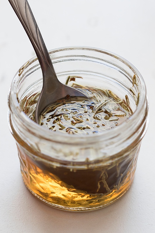 Herbal Honey & Vinegar: How to Make Herbal Oxymels-image
