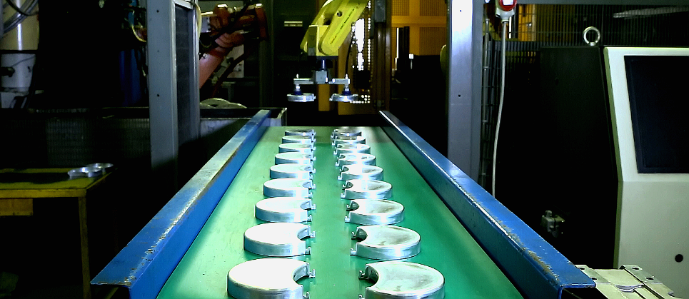 Automatic robots die casting