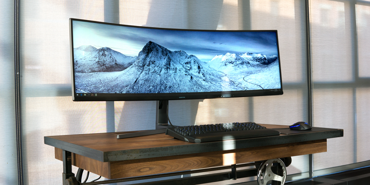Samsung CHG90 - The Widest Monitor in 