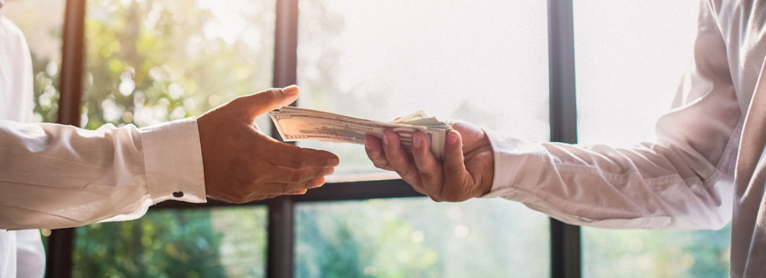 Gastos de terceros en comercio y cómo evitar pagar de más