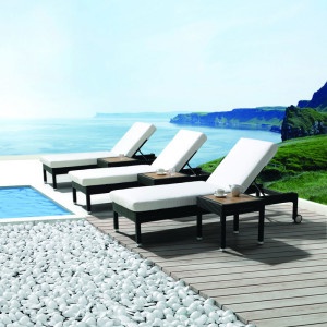 piazza-outdoor-sun-loungers-mobelli-1