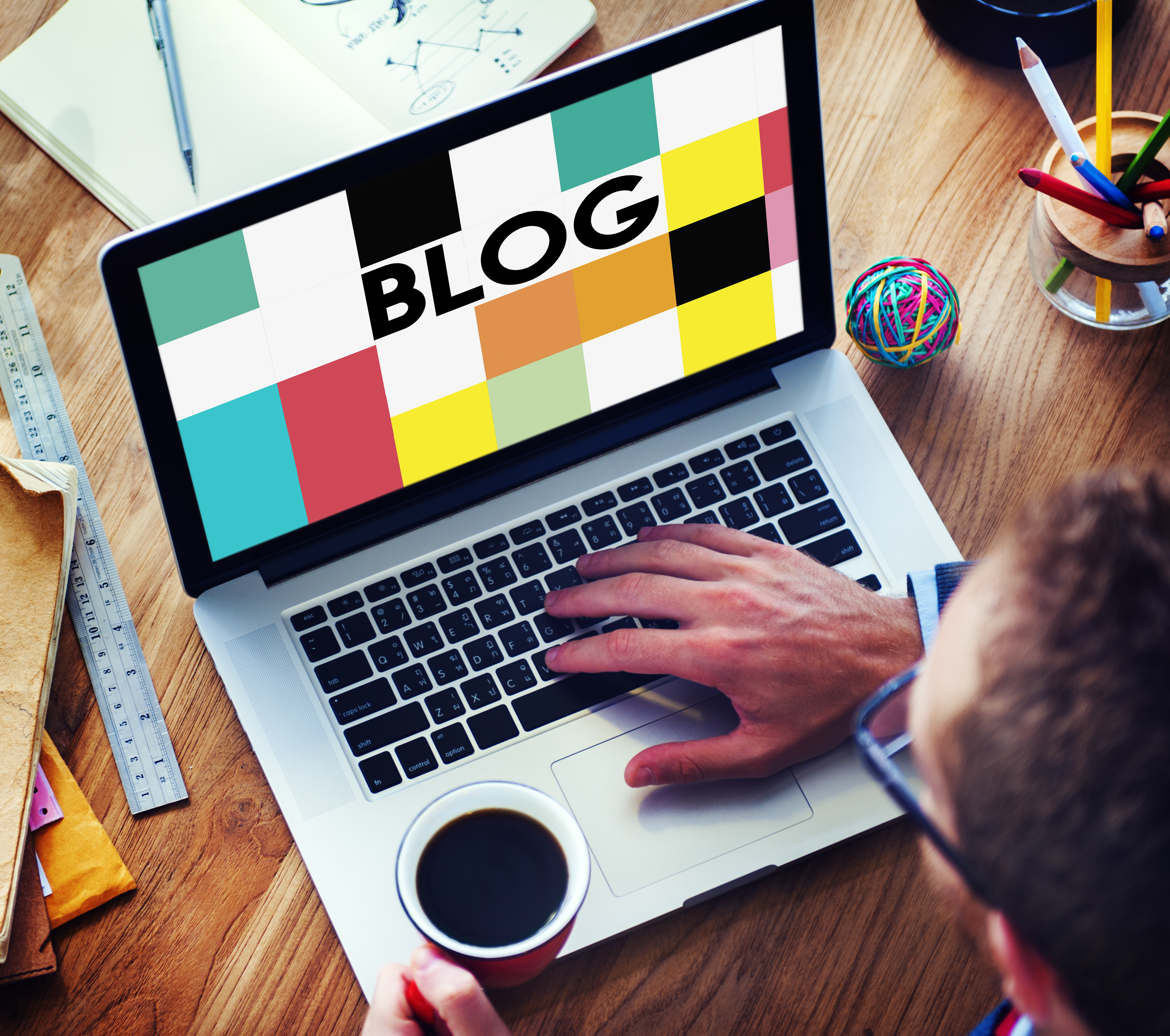 blog-blogging-homepage-social-media-network-Q6RVKG3