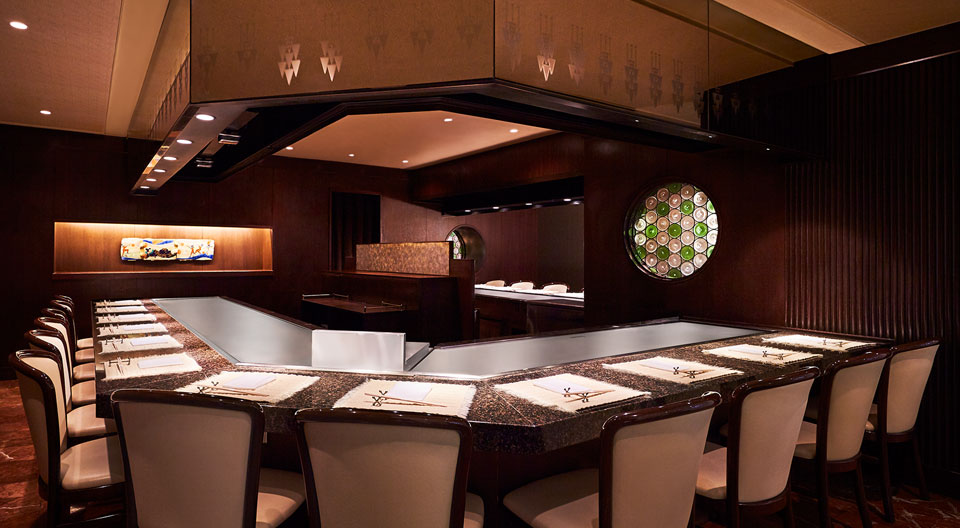 鉄板焼・焼肉 なにわ〈鉄板焼コーナー〉