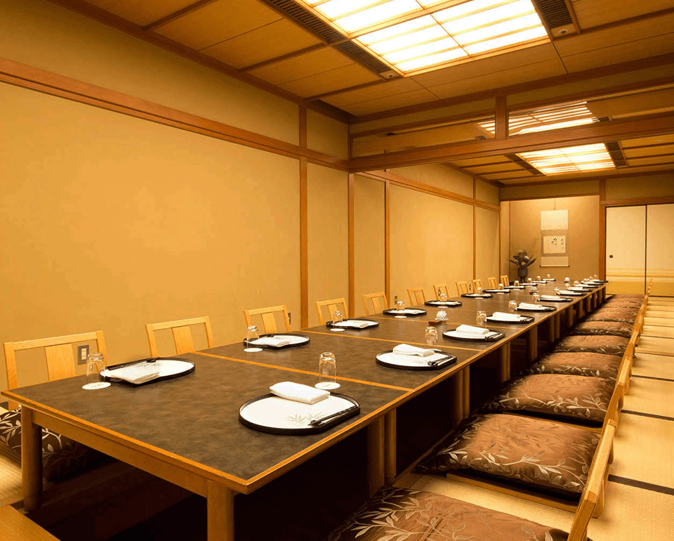 月の間＋花の間