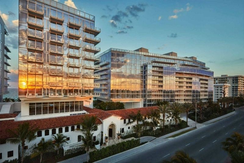 Residences at The Surf Club - Four Seasons