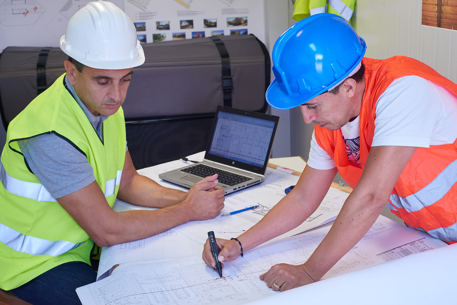 T830 Work Cabin  128 v1a