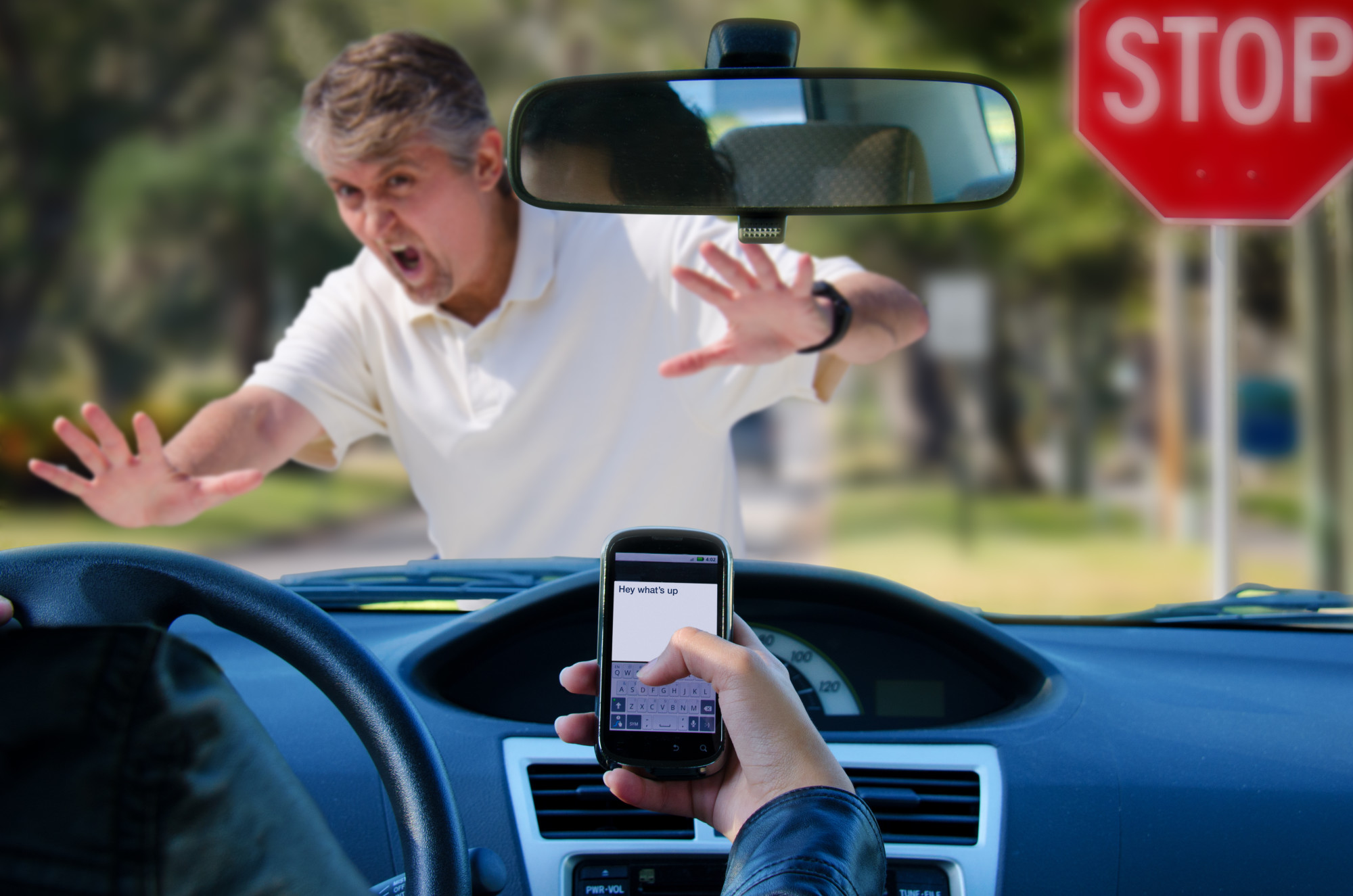 Dangerous Driving: 5 of the Most Dangerous Driving Distractions and How to Avoid Them