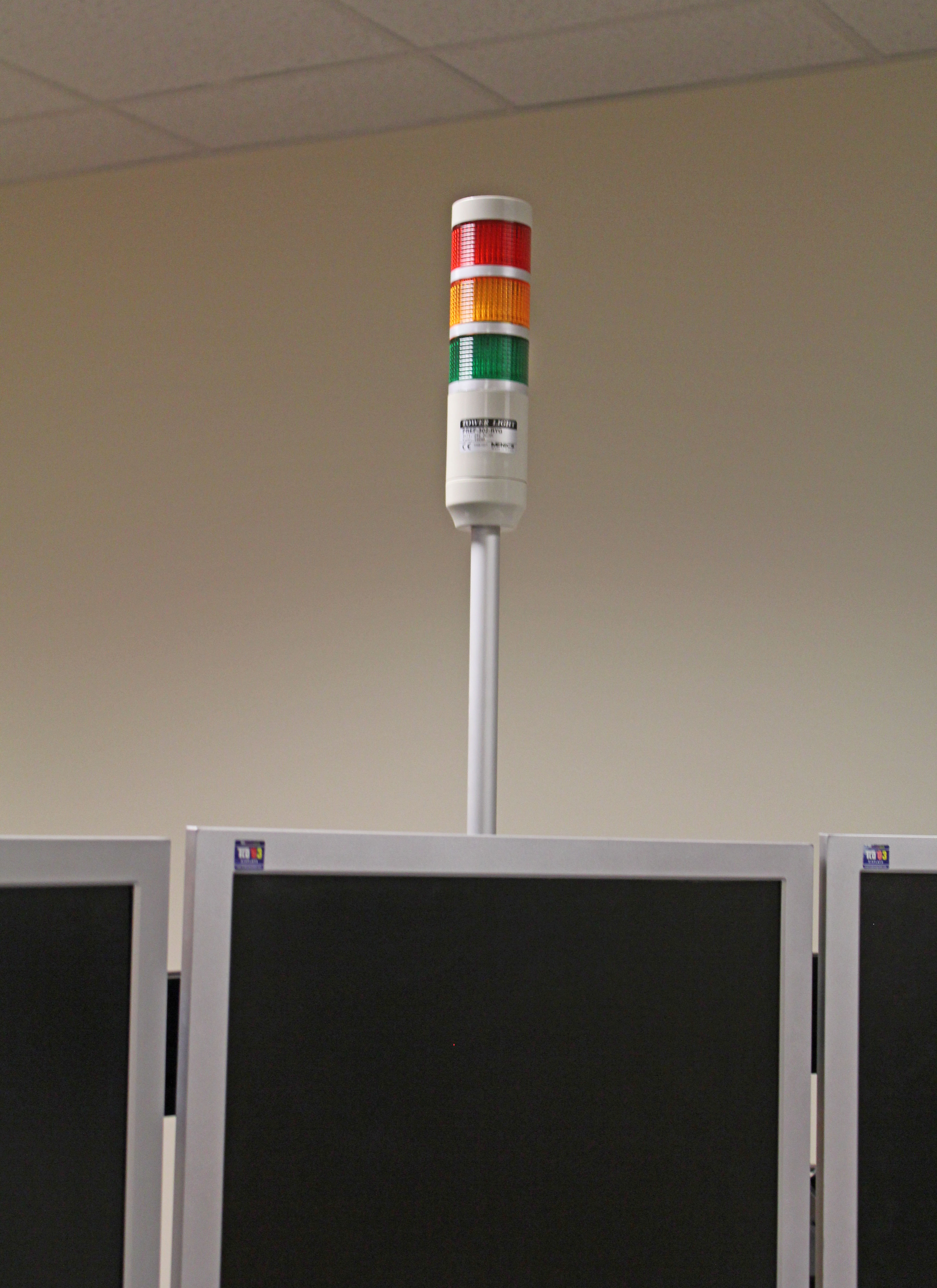 See The Light Status Indicator Lights for 911 Comm Centers