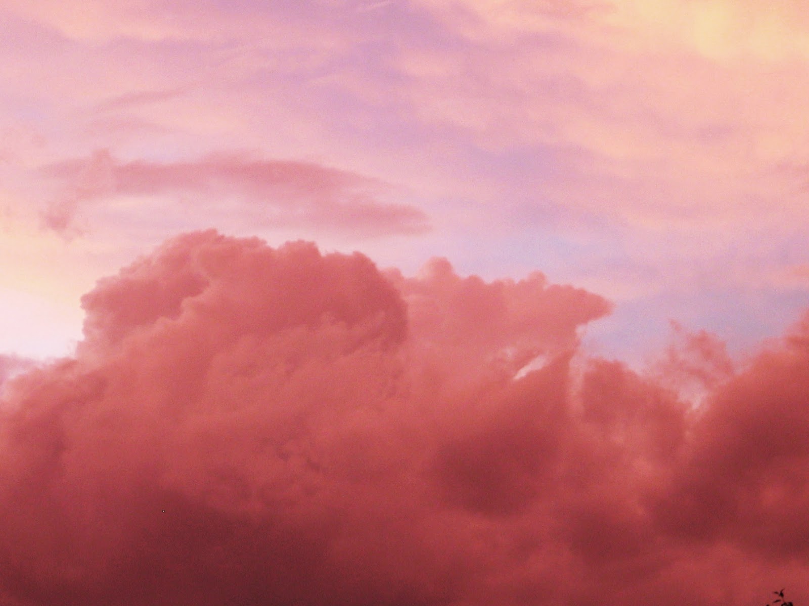 Розовые облака 2021. Розовое облако. Розовый туман. Розовые облака для фотошопа. Мягкие розовые облака.