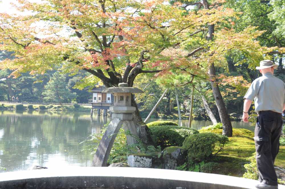 kanazawa-kenrokuen-e1540606858964