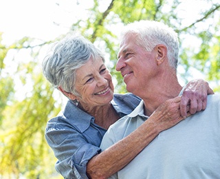 Learn how you can reduce hte risk of Alzheimer's by maintaining a healthy diet, getting physical, staying connected, continue to learn, learning to relax, and living with a purpose