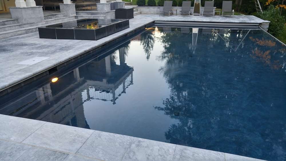 Want an Infinity Edge Pool? Here are 4 Points to Ponder