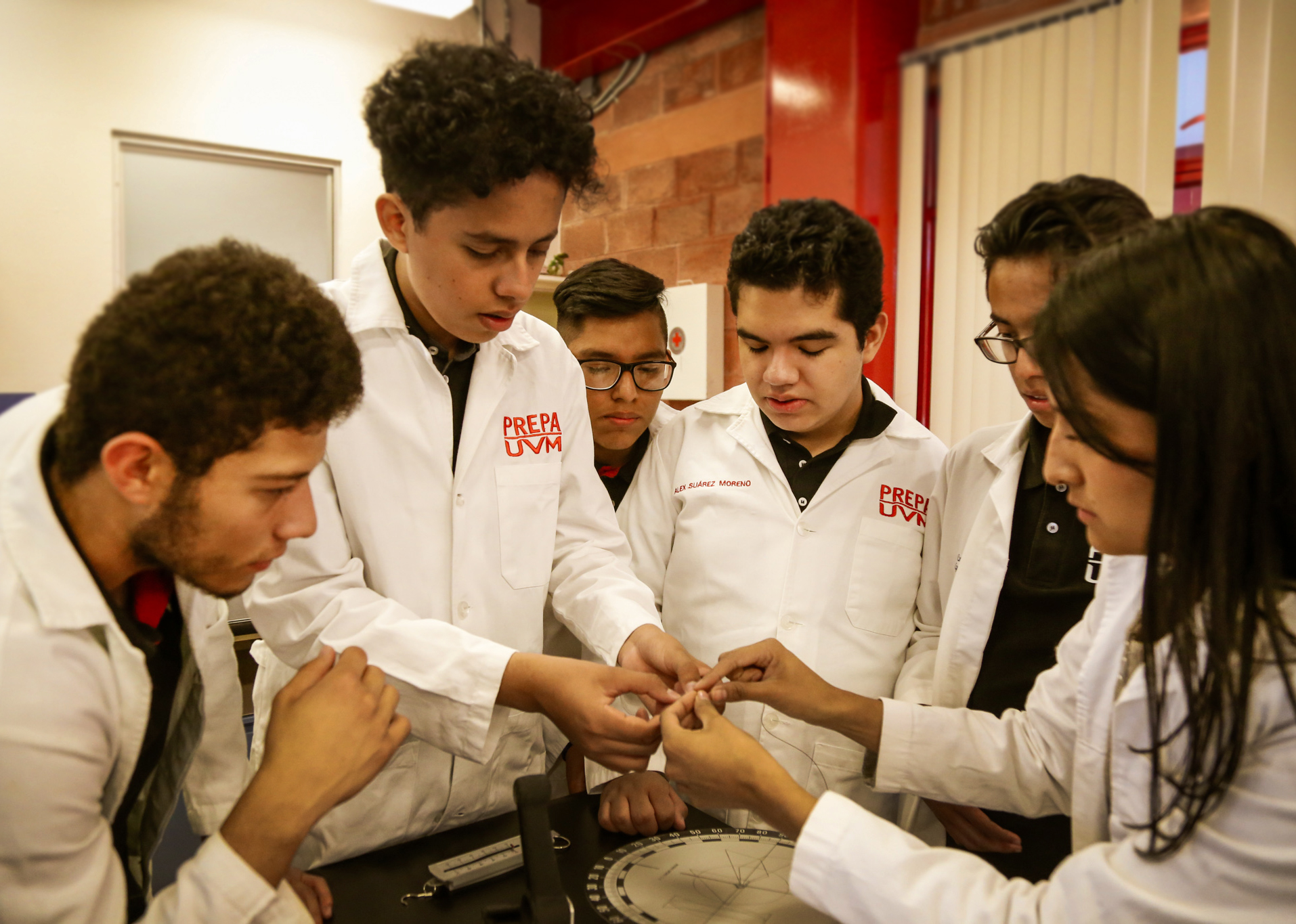 Prepa UVM laboratorio