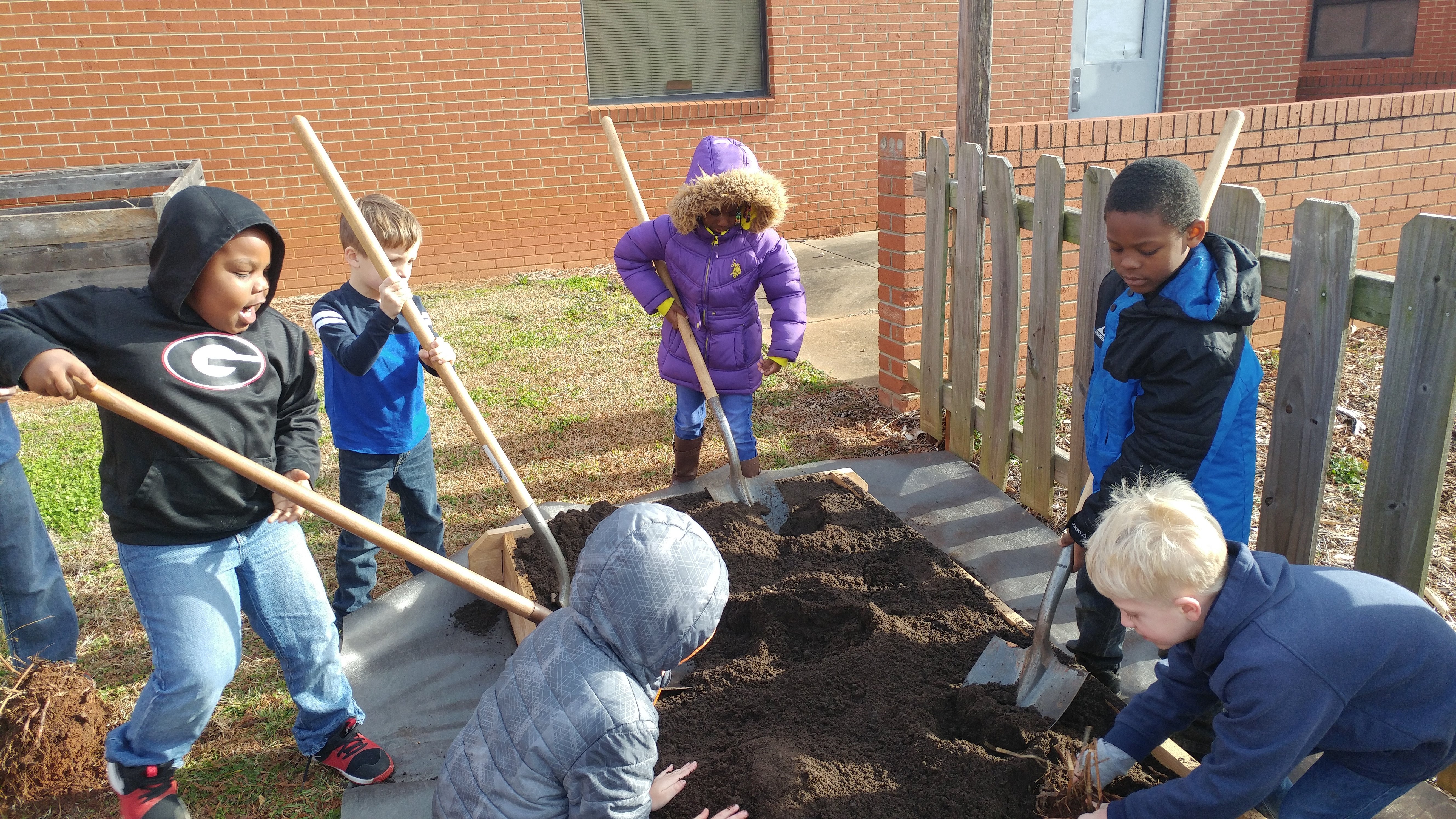 7 Benefits of Raised Bed Gardening - National Garden Bureau 